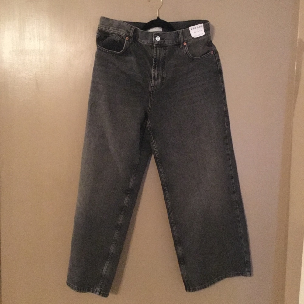 New grey top shop jean